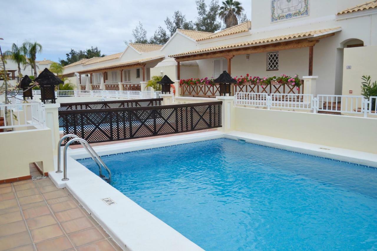 Golf Resort Tenerife Sur 로스크리스티아노스 외부 사진